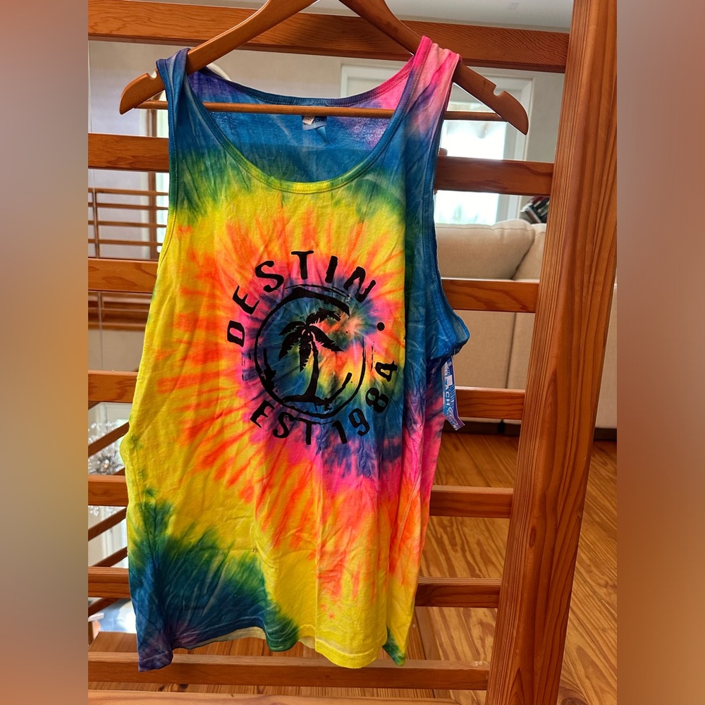 Destin, FL tie die tank L